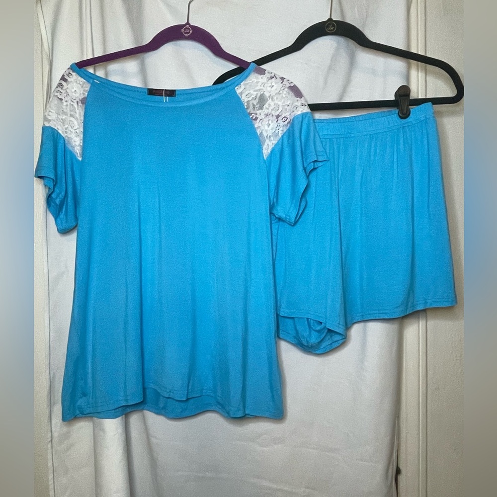 NWT Avid Love Bright Blue w White Lace Accent 2 Piece Pajamas Shorts Set  Size M